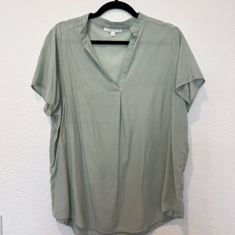 FUN2FUN Emmie V-Neck Blouse Light Green Split Neck Size XXL - Picture 2 of 9